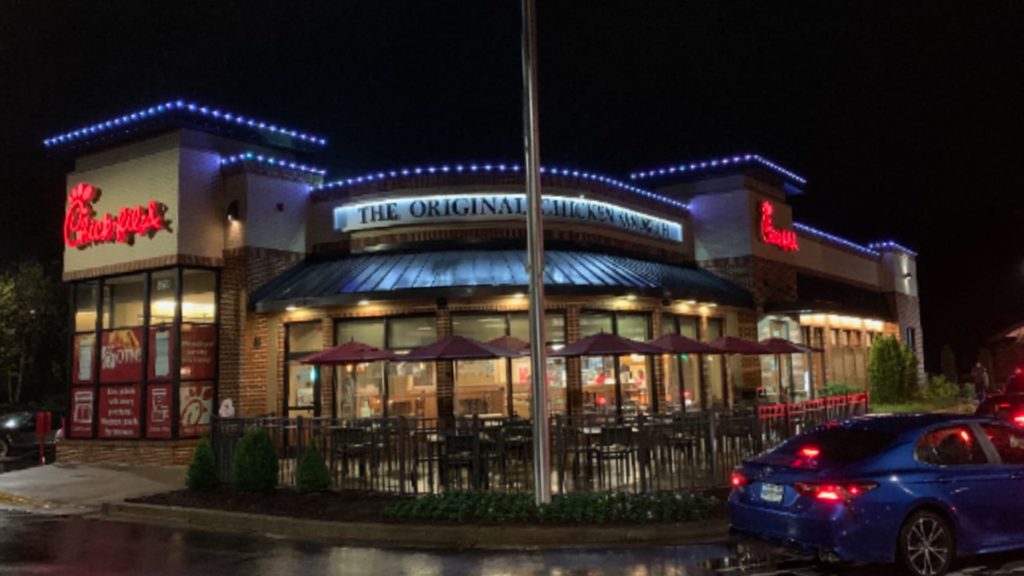 Chick-fil-A Roof Line Lighting